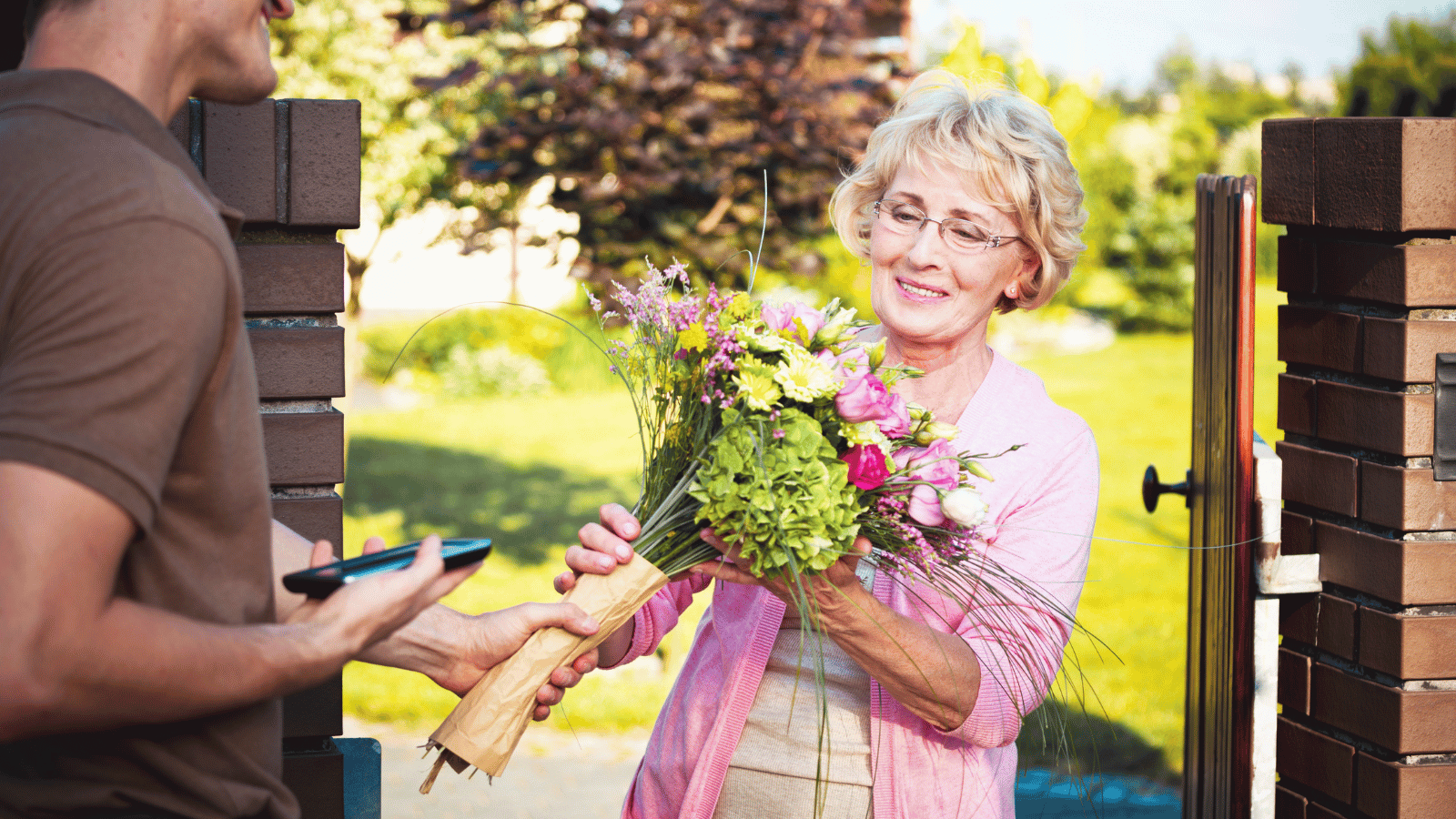 Send Flowers to Bangkok from Abroad The Complete Guide to International Delivery | DP FLOWERS BANGKOK