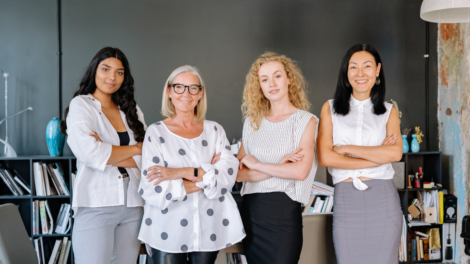 International Women’s Day Flowers: Meaningful Flower Ideas to Celebrate Women | DP FLOWERS BANGKOK