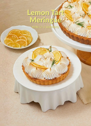 Elegant lemon meringue tart with torched meringue peaks and fresh lemon slices - available in mini and full tray - French tart add-on Bangkok | DP FLOWERS BANGKOK
